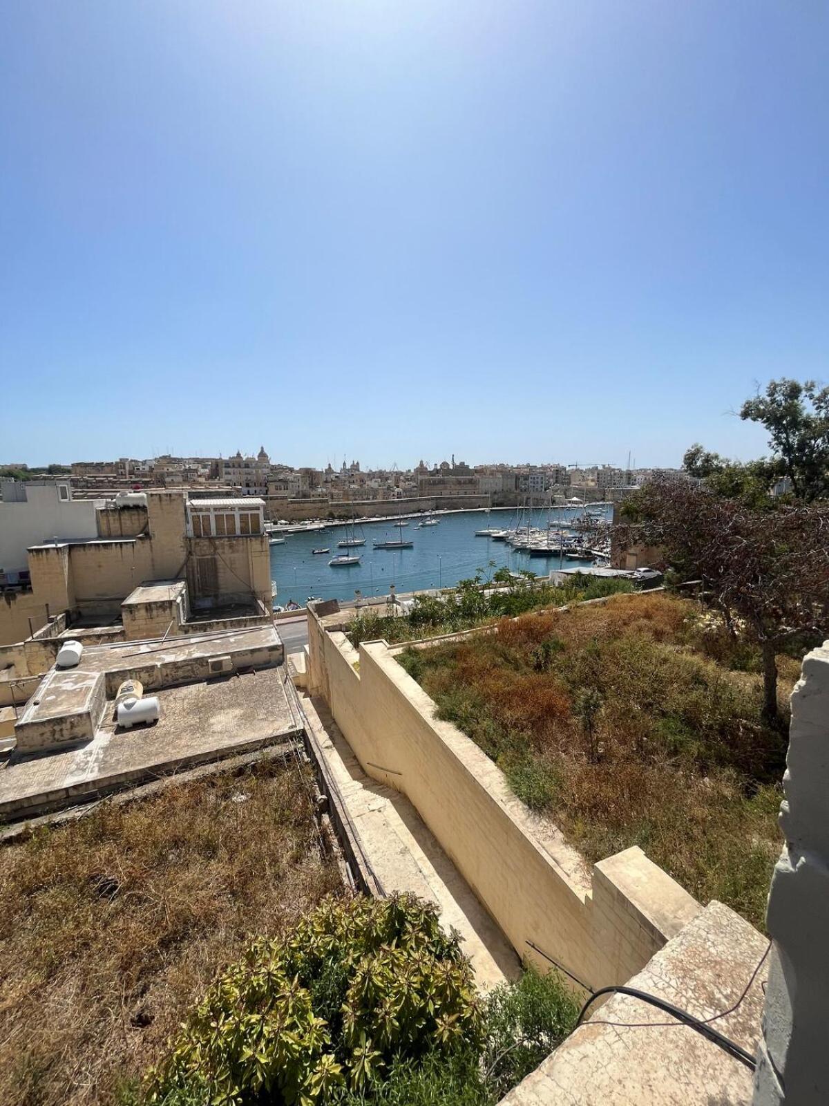 Harbour View Apt With Terrace Kalkara Exterior photo